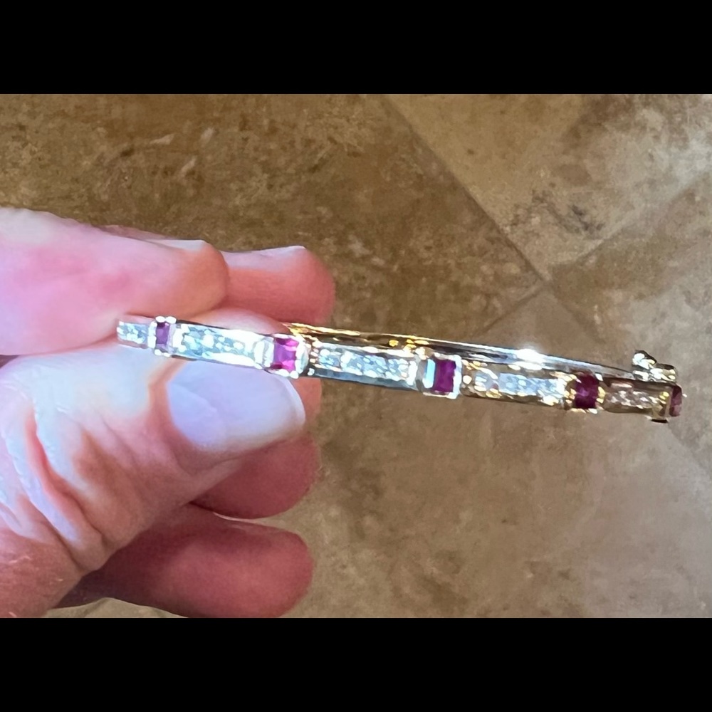 Gold Bracelet with Diamonds and Rubies!